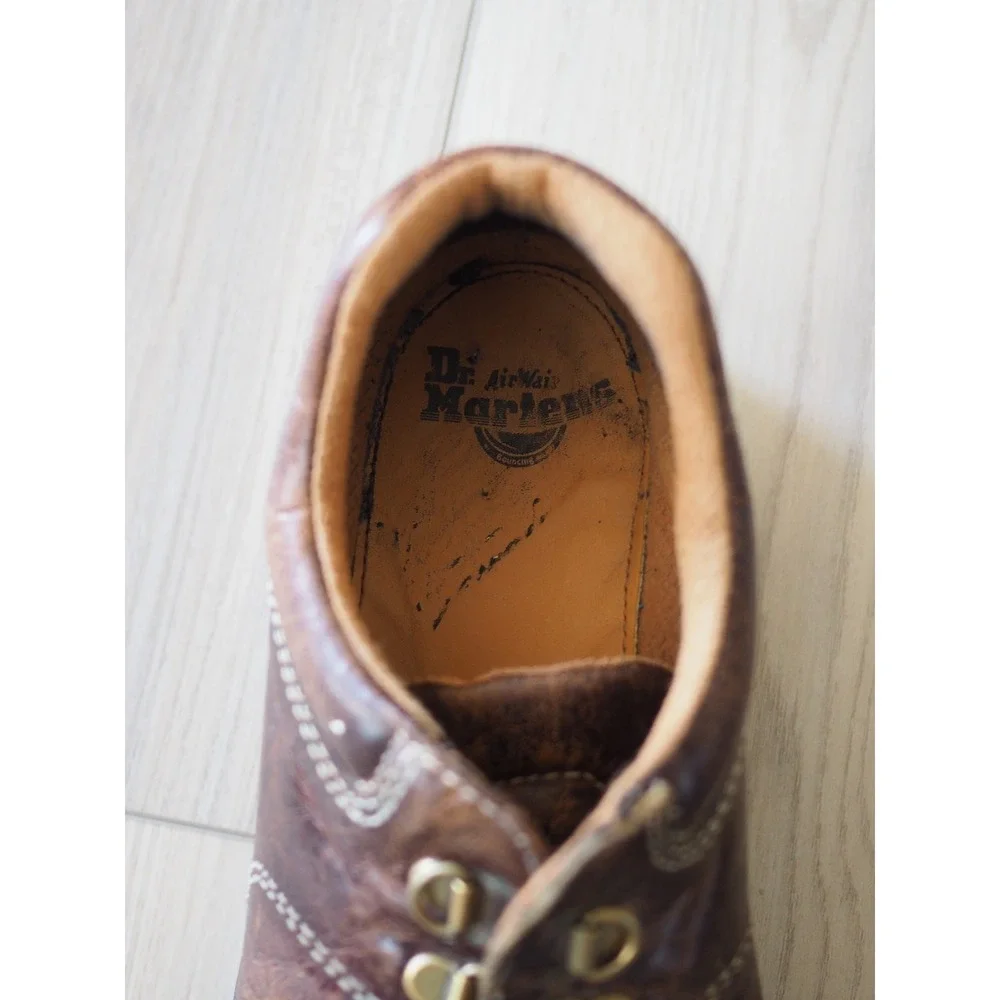 Dr. Martens 10940 Brown Leather Low Top Shoes Grunge Men 10 Good Chunky Sole